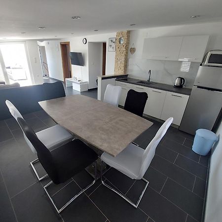 Apartman Nella بيوغْغاد نا موغو المظهر الخارجي الصورة